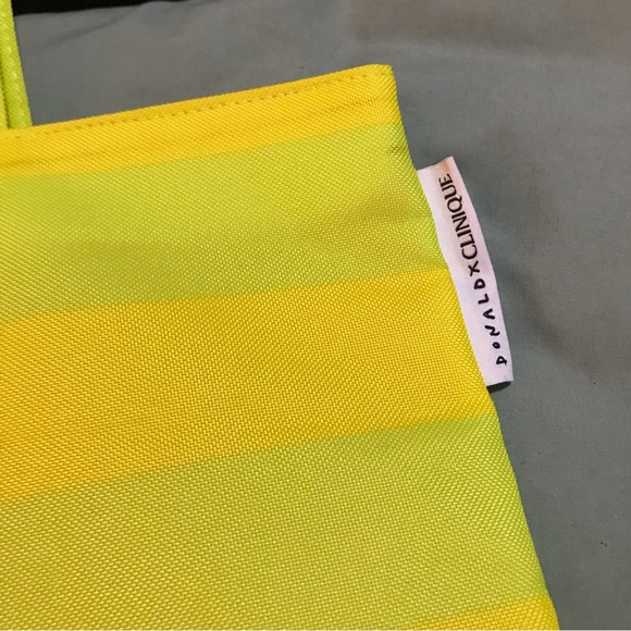 NWT Donald x Clinique Neon Green and Pink Summer Beach Tote - Picture 6 of 9